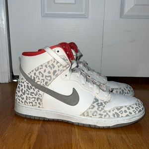 Nike dunk high womens shoes